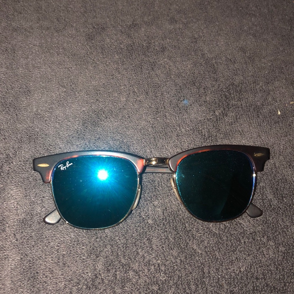Ray-Ban sunglasses - Picture 2 of 3
